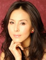 aya-sugimoto-calista look a like.jpg